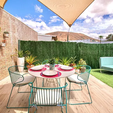 Casa Mimar - Moderna, Jardín Y Wifi Fibra 1 Gb, Ideal Vacaciones Y Teletrabajo Casa de Férias *
