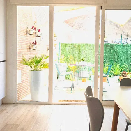 Casa Mimar - Moderna, Jardín Y Wifi Fibra 1 Gb, Ideal Vacaciones Y Teletrabajo *